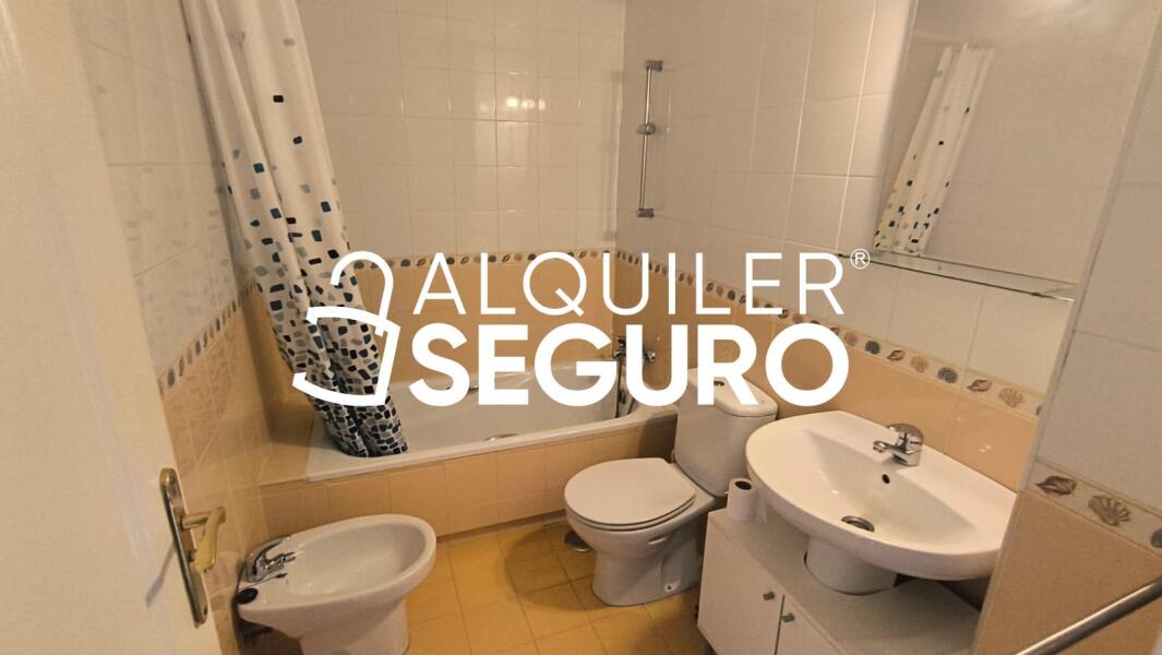 Piso en Avenida Del Camino de la Calera, BENACAZÓN SEVILLA