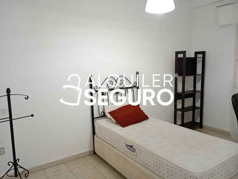 Piso en Avenida Velazquez, MÁLAGA MÁLAGA