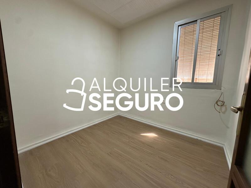 Piso en Calle VALLE DE LAGUAR, VALENCIA VALENCIA