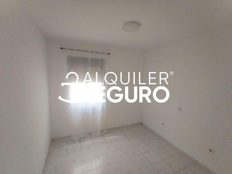 Piso en Calle Ángel del Alcázar, TALAVERA DE LA REINA TOLEDO