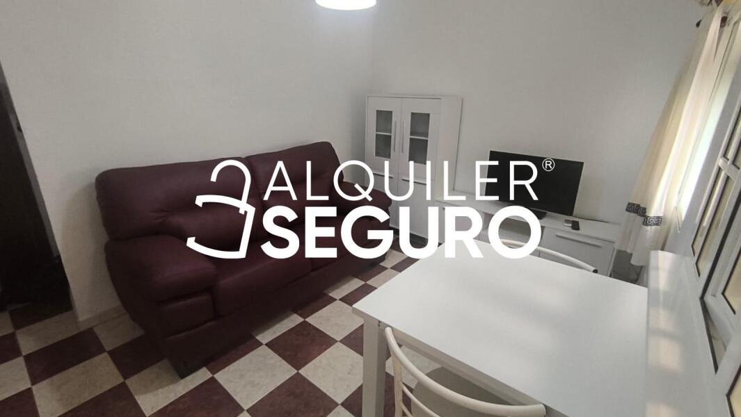 Piso en Calle Levíes, SEVILLA SEVILLA