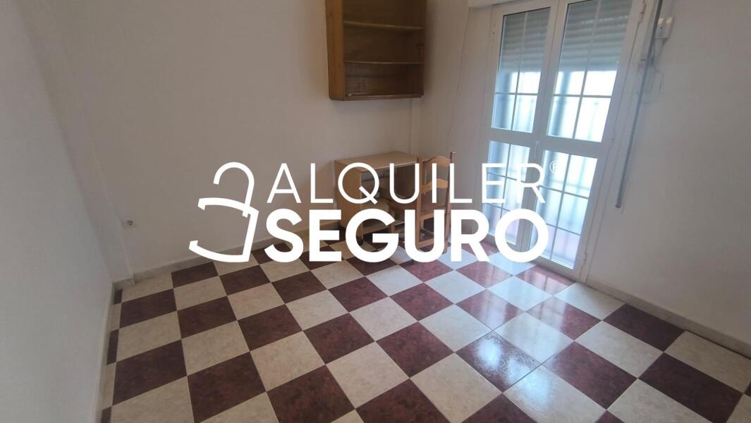 Piso en Calle Levíes, SEVILLA SEVILLA