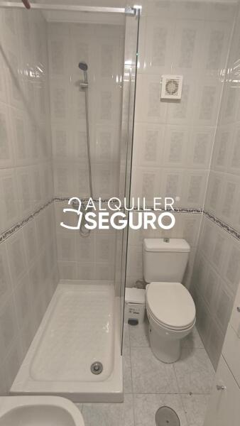 Piso en Calle Levíes, SEVILLA SEVILLA