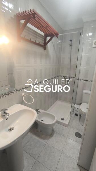 Piso en Calle Levíes, SEVILLA SEVILLA