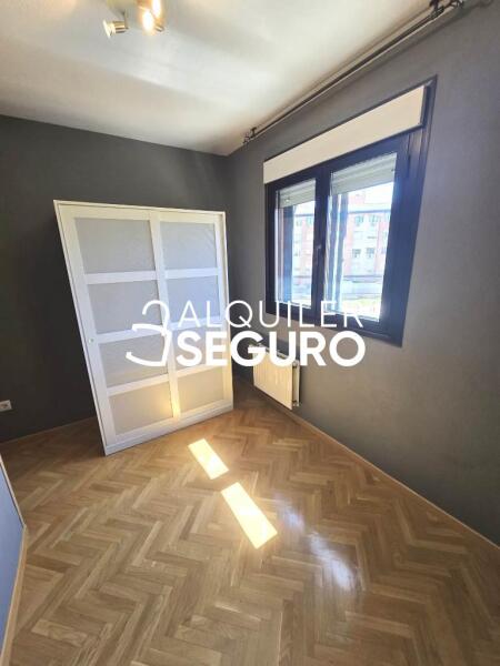 Inmueble en Calle Tres de Abril, MADRID