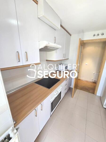 Inmueble en Calle Tres de Abril, MADRID