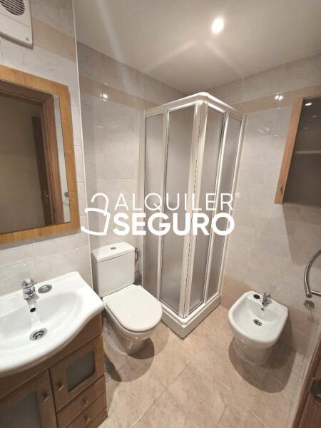 Inmueble en Calle Tres de Abril, MADRID