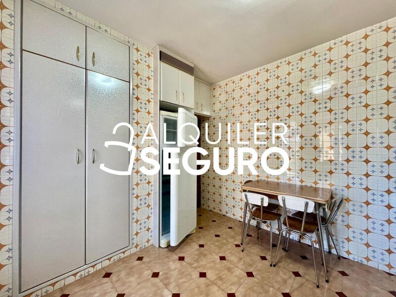 Piso en Calle Maroto, VALDETORRES DE JARAMA MADRID