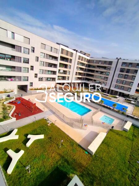 Piso en Avenida Juan XXIII , LEGANÉS MADRID