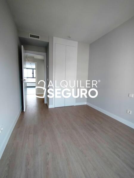 Piso en Avenida Juan XXIII , LEGANÉS MADRID