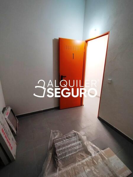 Piso en Avenida Juan XXIII , LEGANÉS MADRID