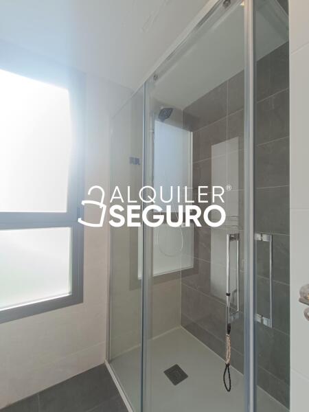 Piso en Avenida Juan XXIII , LEGANÉS MADRID