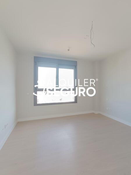 Piso en Avenida Juan XXIII , LEGANÉS MADRID