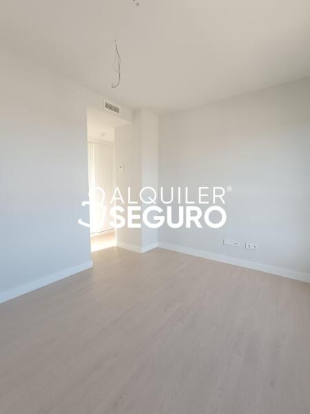 Piso en Avenida Juan XXIII , LEGANÉS MADRID