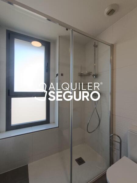 Piso en Avenida Juan XXIII , LEGANÉS MADRID