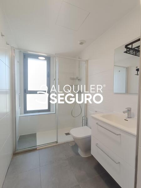 Piso en Avenida Juan XXIII , LEGANÉS MADRID