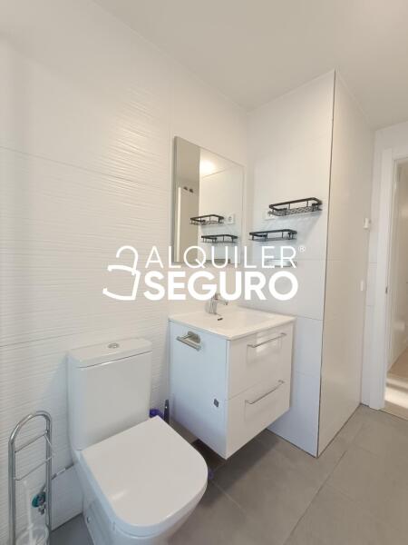 Piso en Avenida Juan XXIII , LEGANÉS MADRID