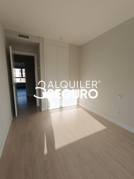 Piso en Avenida Juan XXIII , LEGANÉS MADRID