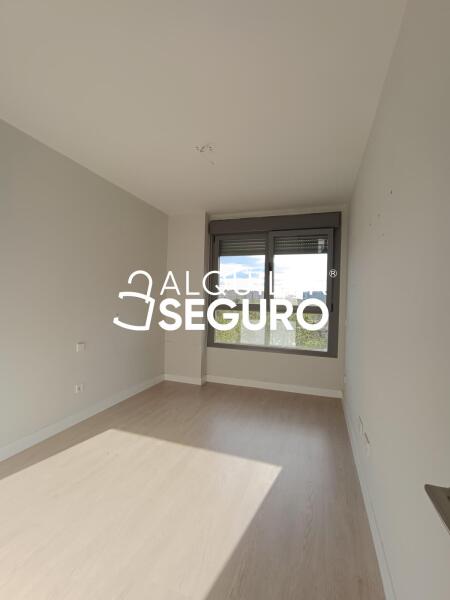 Piso en Avenida Juan XXIII , LEGANÉS MADRID