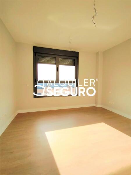 Piso en Avenida Juan XXIII , LEGANÉS MADRID