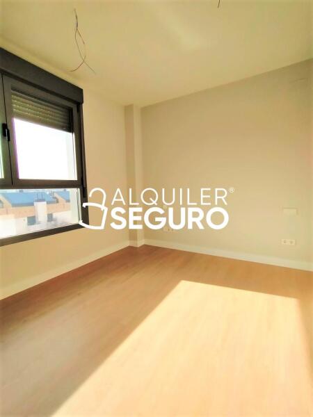 Piso en Avenida Juan XXIII , LEGANÉS MADRID