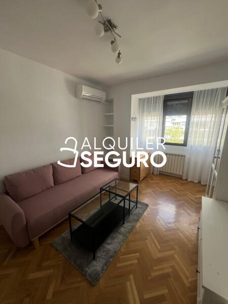 Inmueble en Avenida de Donostiarra, MADRID