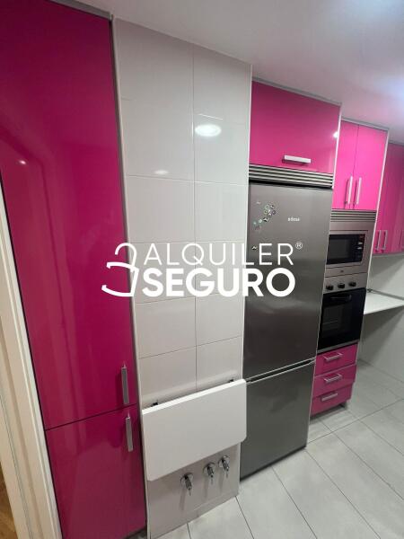 Inmueble en Avenida de Donostiarra, MADRID