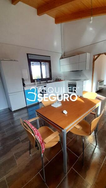 Piso en Calle Plaza número , HUETE CUENCA