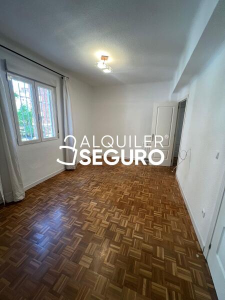 Inmueble en Calle Siena, MADRID