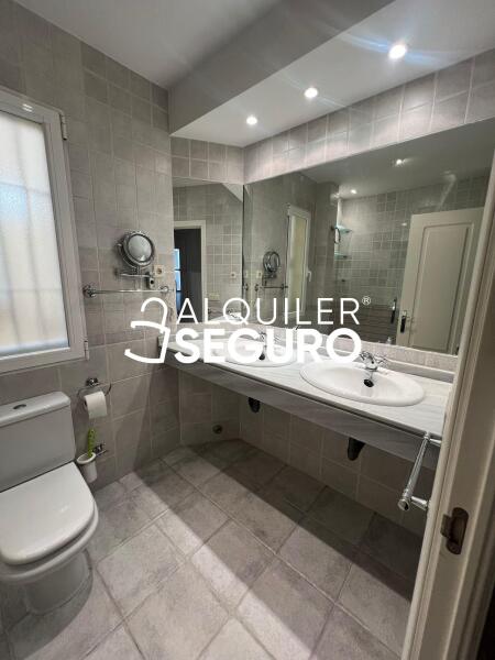 Inmueble en Calle Siena, MADRID