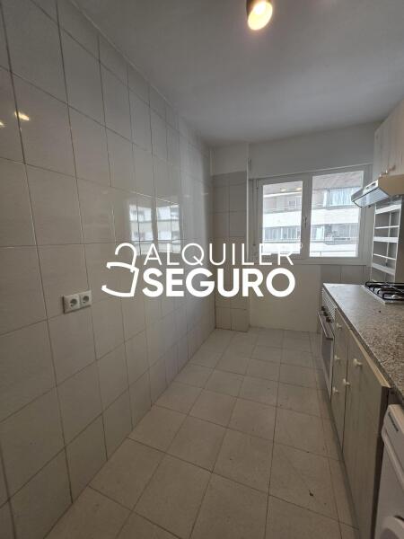 Piso en Calle Olite Erriberri, BILBAO VIZCAYA-BIZKAIA