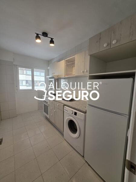 Piso en Calle Olite Erriberri, BILBAO VIZCAYA-BIZKAIA