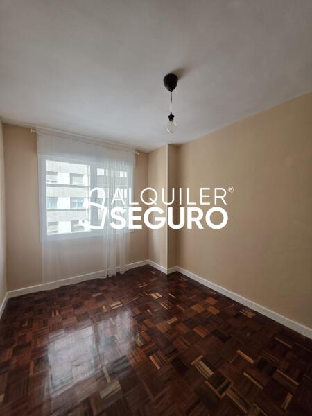 Piso en Calle Olite Erriberri, BILBAO VIZCAYA-BIZKAIA