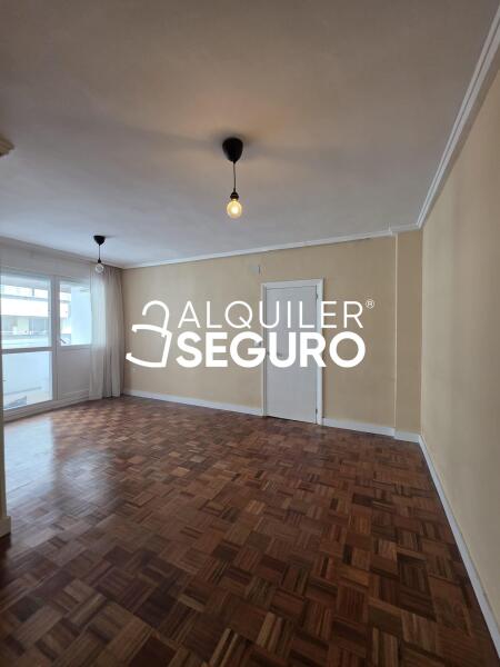 Piso en Calle Olite Erriberri, BILBAO VIZCAYA-BIZKAIA