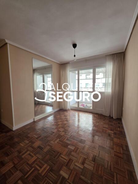 Piso en Calle Olite Erriberri, BILBAO VIZCAYA-BIZKAIA