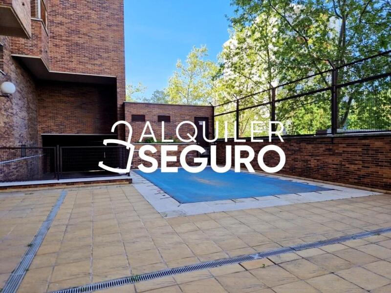 Inmueble en Calle Carballino, MADRID