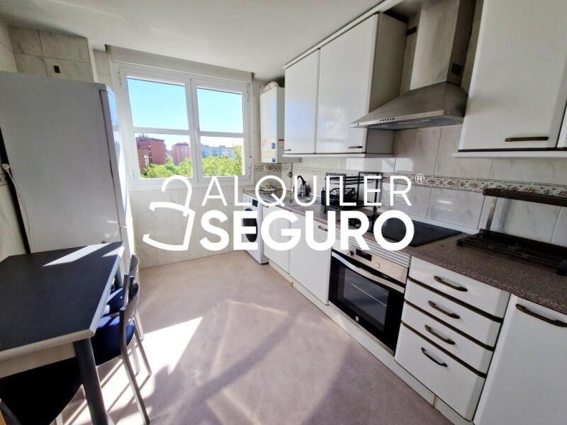 Inmueble en Calle Carballino, MADRID