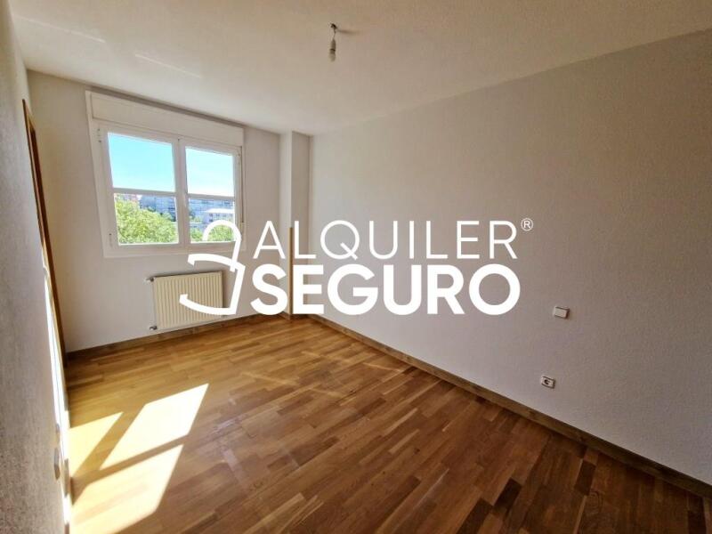 Inmueble en Calle Carballino, MADRID