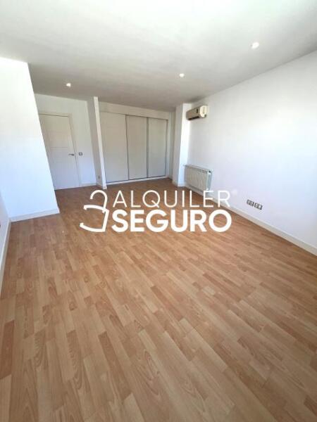 Inmueble en Avenida San Nicolás, MADRID