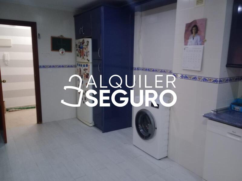 Piso en Avenida ciencias, SEVILLA SEVILLA