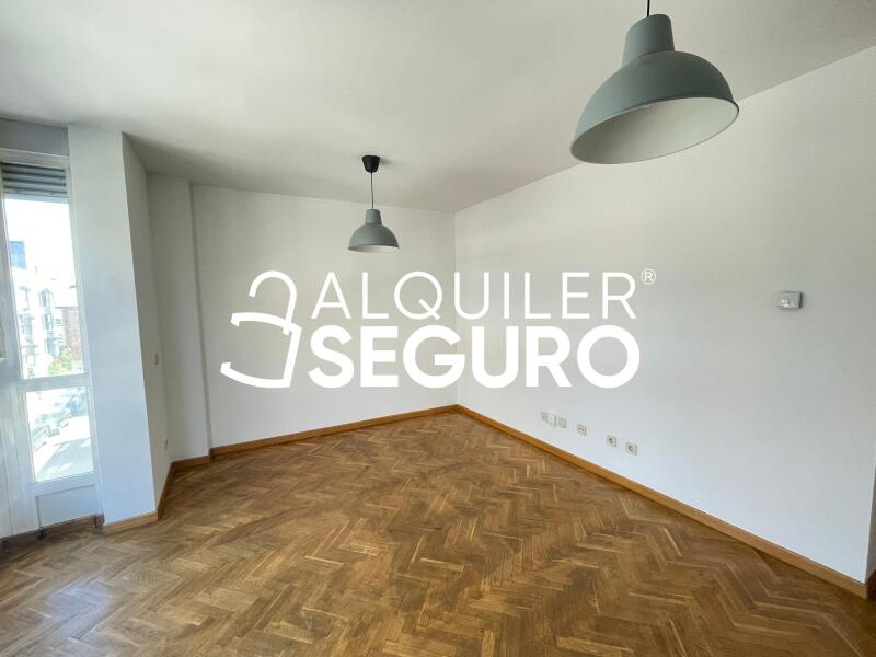 Inmueble en Calle Virgen de Belén , MADRID