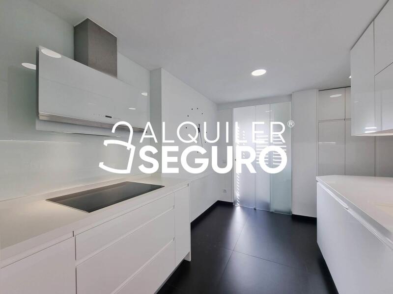 Piso en Avenida Comunidad de Madrid, POZUELO DE ALARCÓN MADRID