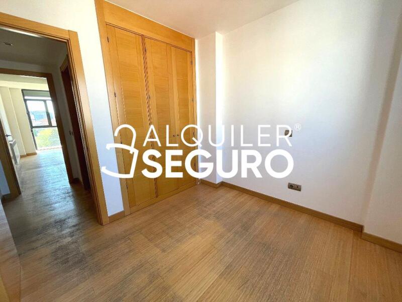 Piso en Avenida de Camilo José Cela, MADRID MADRID