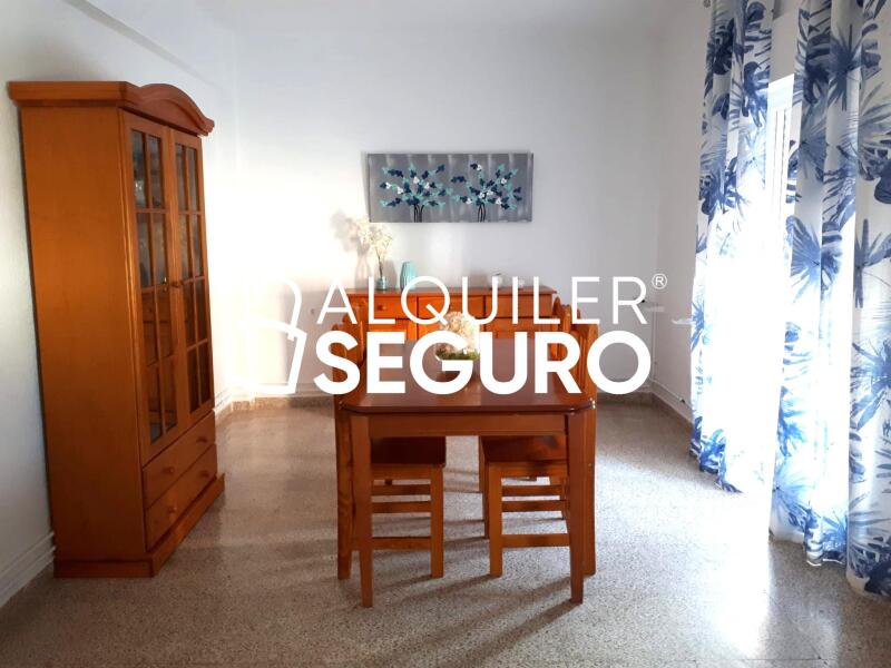 Piso en Calle Pintor Murillo, BAZA GRANADA