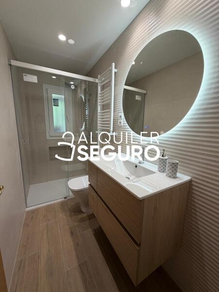 Inmueble en Calle Villalobos , MADRID