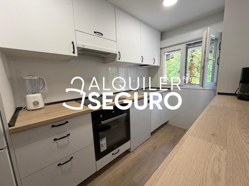 Inmueble en Calle Villalobos , MADRID