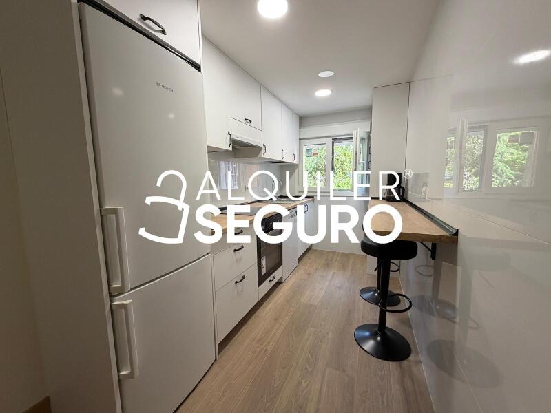 Inmueble en Calle Villalobos , MADRID