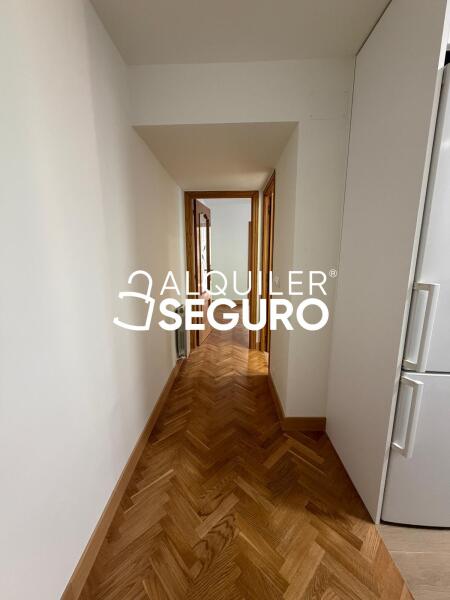 Inmueble en Calle Villalobos , MADRID