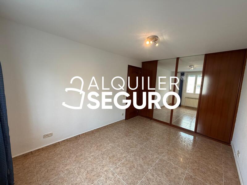 Piso en Calle Valladolid, PARLA MADRID