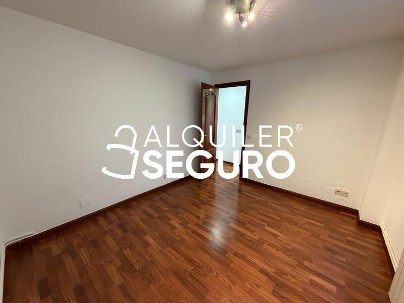 Piso en Calle Valladolid, PARLA MADRID